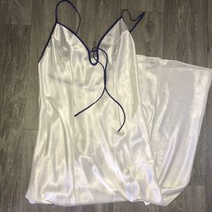 Victoria’s secret night time slip. 100% polyester